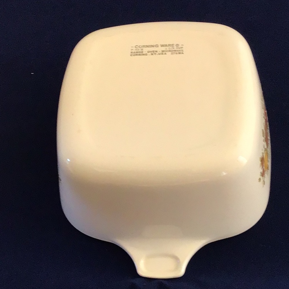 Corningware - Picture 2 of 7